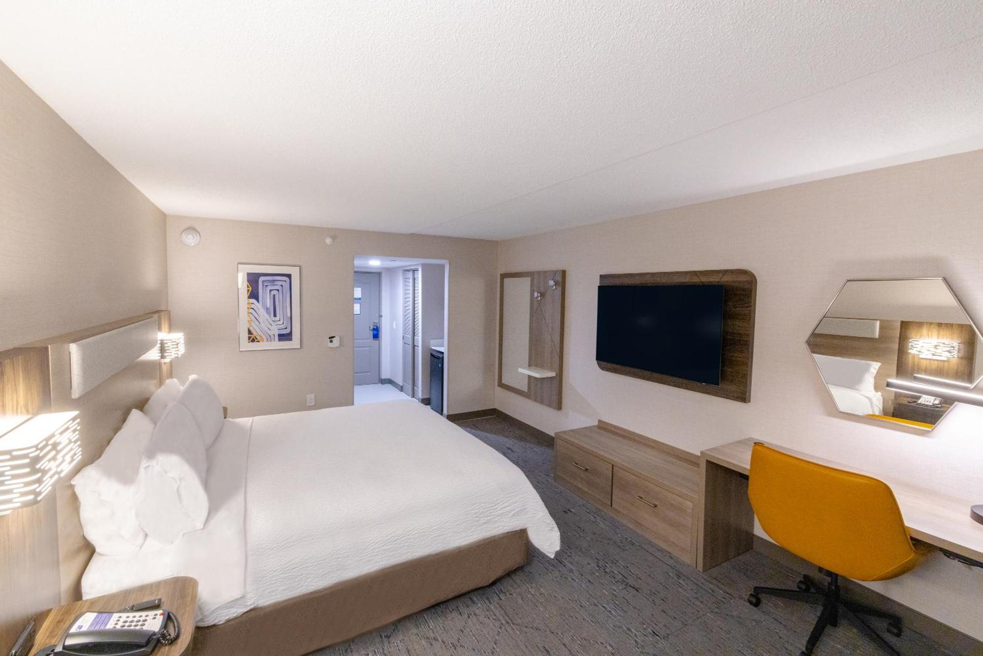 Holiday Inn Express - Neptune By Ihg Exterior foto