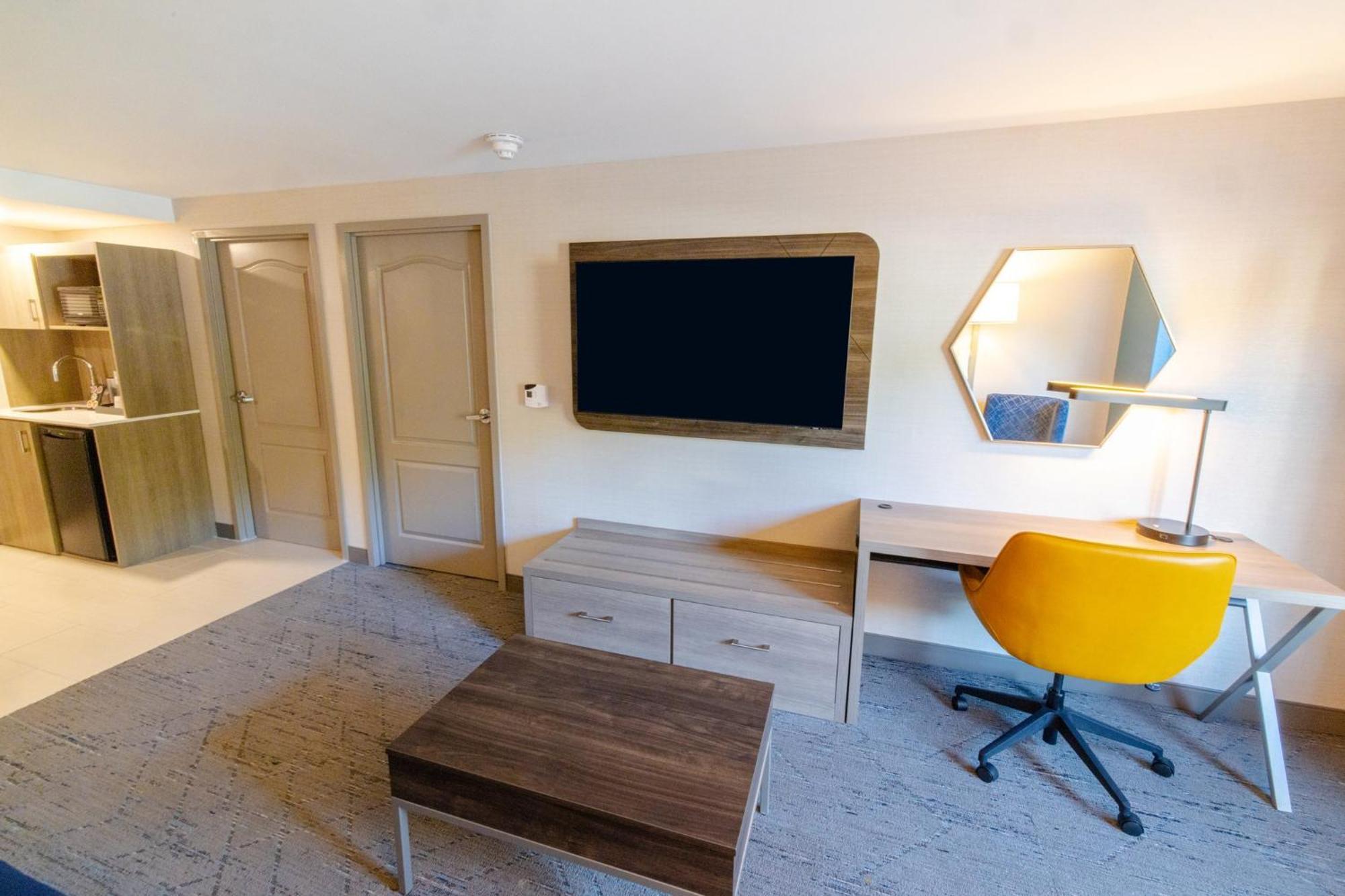 Holiday Inn Express - Neptune By Ihg Exterior foto